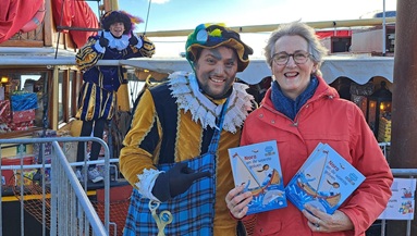 Nora en de woeste golven Image